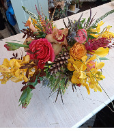 Thanksgiving Centerpiece   Designers choice