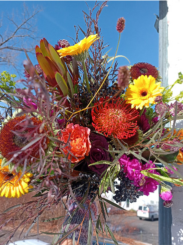 Thanksgiving Bouquet Designer's Choice in Glastonbury, CT | THE FLOWER DISTRICT