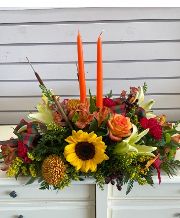 Thanksgiving Celebration - Centerpiece Thanksgiving  in Waukegan, IL | POPE'S FLORIST & GIFTS