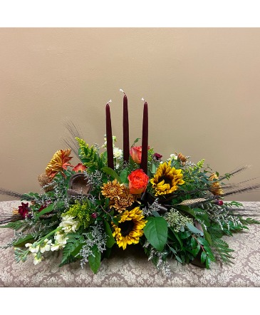 Thanksgiving Deluxe Oval #1  in Hellertown, PA | PONDELEK'S FLORIST
