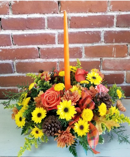 Thanksgivingcenterpiece with candle Thanksgiving