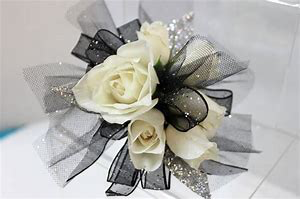 Black Dress for Prom Corsage