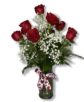 The Classic Valentine's Day Dozen Vase