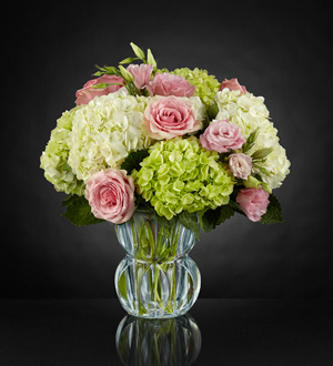 The FTD® Always Smile™ Luxury Bouquet 
