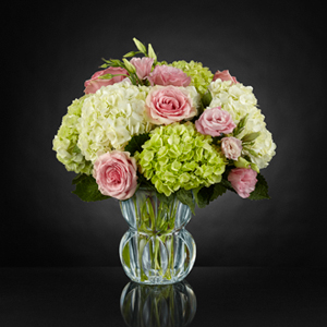 The FTD® Always Smile™ Luxury Bouquet  Bouquet- VASE INCLUDED