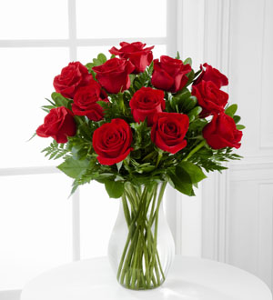THE FTD® BLOOMING MASTERPIECE™ ROSE BOUQUET