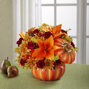 The FTD® Bountiful Bouquet