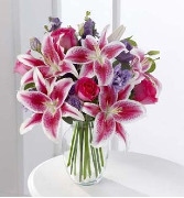 The FTD Bright and Beautiful Bouquet 