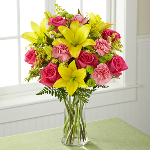 The FTD® Bright & Beautiful™ Bouquet