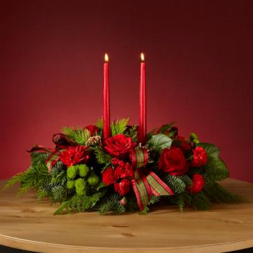 The FTD By the Candlelight Centerpiece B5437