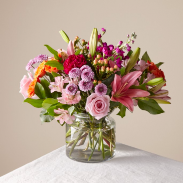 The FTD Candy Hearts Bouquet 21-V3