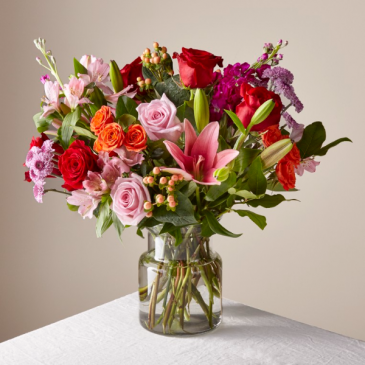 The FTD Candy Hearts Deluxe Bouquet 21-V3D