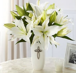 The FTD Faithful Blessings Bouquet Vase Arrangement 