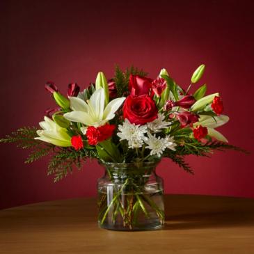 The FTD Holiday Vacation Bouquet 21-C10