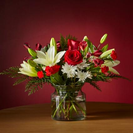 The FTD Holiday Vacation Bouquet 
