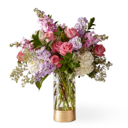 The FTD In The Gardens Luxury Bouquet 21-S4