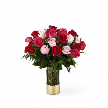 The FTD Love & Roses Bouquet
