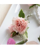 The FTD® Pink Spray Rose Boutonniere 