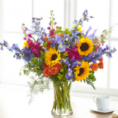 The FTD Rays of Life Bouquet Vase Arrangement 