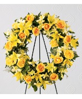 THE FTD® RING OF FRIENDSHIP™ WREATH  