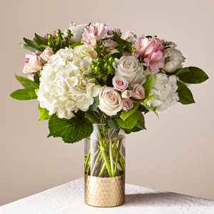 The FTD Rose All Day Bouquet