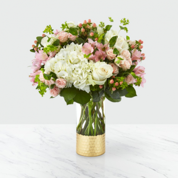 The FTD Simply Gorgeous Bouquet
