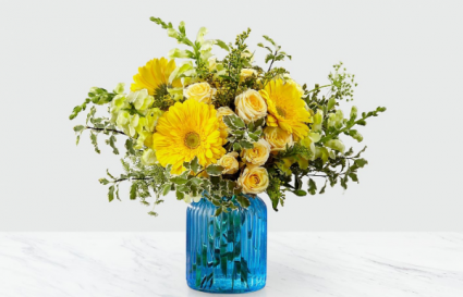 The FTD Something Blue Bouquet Vase Arrangement