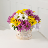 The FTD® Sunny Skies™ Bouquet N4-4322 Basket Arrangement