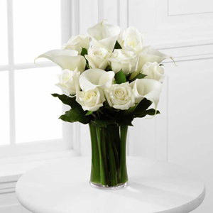 The FTD® Sweet Solace™ Bouquet - Vase Included