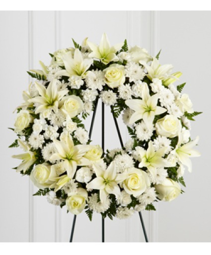 THE FTD® TREASURED TRIBUTE™ WREATH