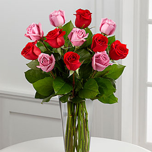 The FTD® True Romance™ Rose Bouquet B19-4387 Vase Arrangement