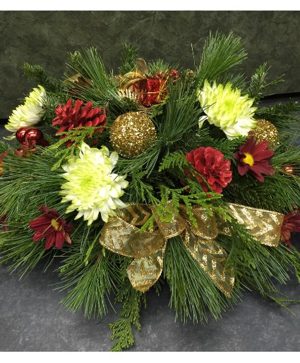 The Golden Sugar Cookie centerpiece