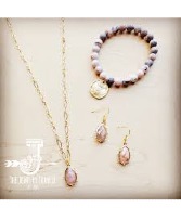 The Jewlery Junkie  