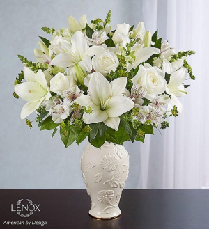 The Lenox Purity and Light Bouquet in La Plata, MD | Potomac Floral Design Studio The Lenox Purity and Light Bouquet in La Plata, MD | Potomac Floral Design Studio