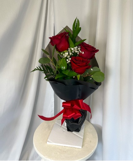The Mini Classic Red Roses