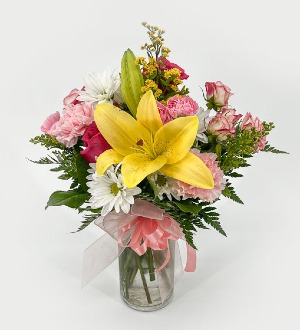 The Prettiest Picture Vase Arrangement