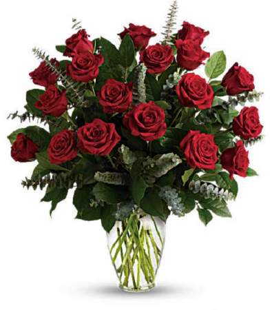 The Radiant Red 18 Rose Bouquet PFD21V3D