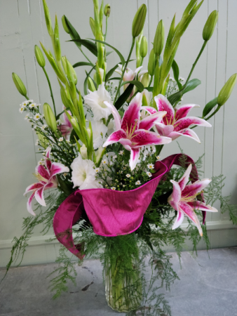 The Sula Vernell Vase Arrangment
