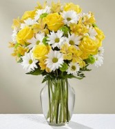 The Sunny Sentiments™ Bouquet by FTD 