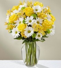 The Sunny Sentiments™ Bouquet by FTD