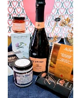 THE ULTIMATE DATE NIGHT BASKET 