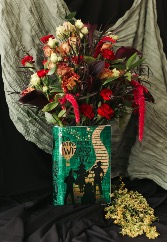 The Wizard of Oz  Moody Book Vase 