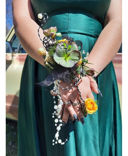 The works with ring  wristlet 