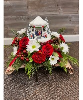 Thomas Kinkade 2023 Sweet sounds of Christmas Fresh Centerpiece