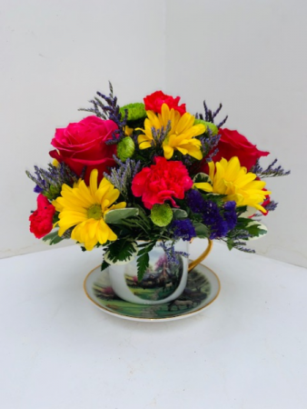 Thomas Kinkade Tea Cup Fresh Arrangement