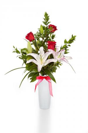 Three Roses With Stargazer Lily