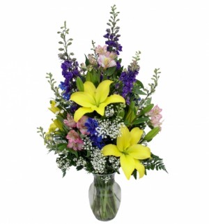 Timeless Garden Vase in Akron, PA | ROXANNE'S FLOWERS Timeless Garden Vase in Akron, PA | ROXANNE'S FLOWERS