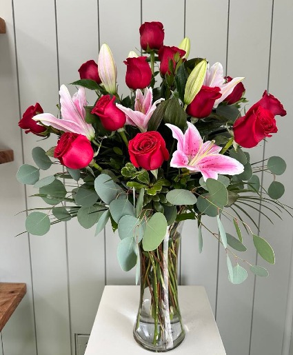 Timeless Romance – One Dozen Roses & Lilies 