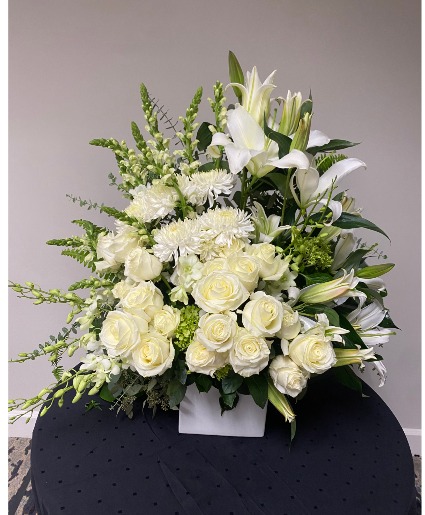 Timeless Serenity Wedding Decor