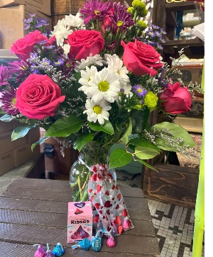 "Tinder" Love Bouquet and Candy Combo